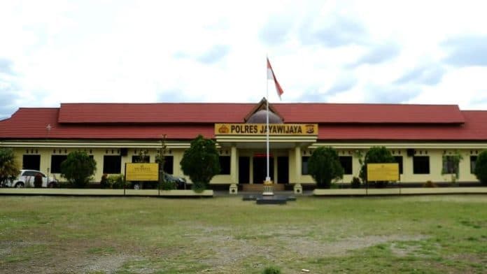 buntut_ribut_di_lapangan_futsal_anggota_tni_serang_polres_jayawijaya