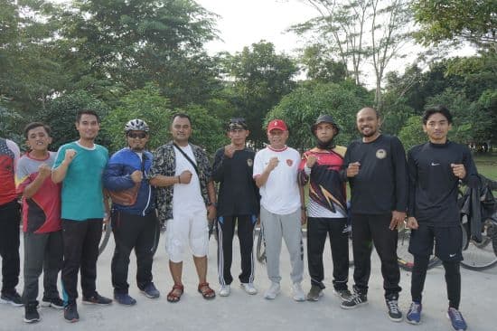 bupati_asahan_ajak_masyarakat_tingkatkan_kebiasaan_olahraga