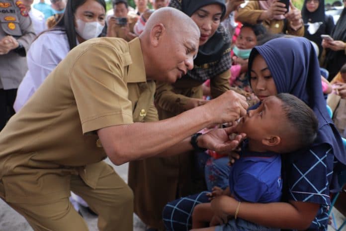 bupati_asahan_imbau_warga_yang_miliki_balita_0_59_bulan_diimunisasi