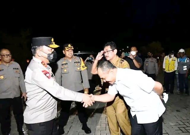 bupati_batu_bara_apresiasi_langkah_kapoldasu_cegah_kemacetan_jelang_nataru