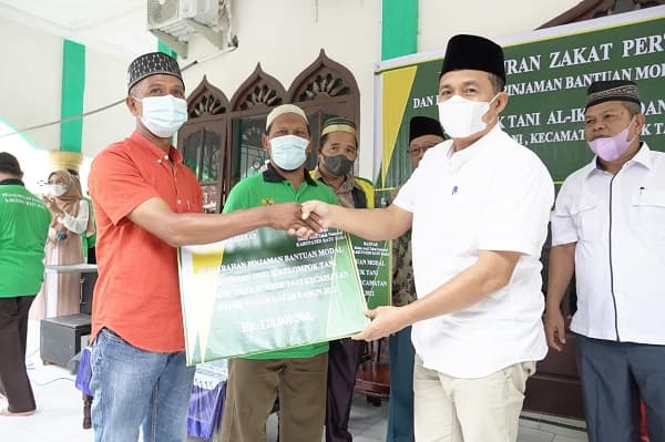 bupati_batu_bara_apresiasi_penerima_zakat_pertanian_terus_bertambah