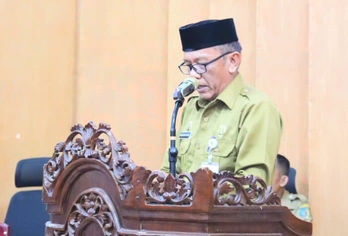 bupati_batu_bara_beberkan_alasan_masalah_keuangan_daerah_tahun_2022_pada_dprd