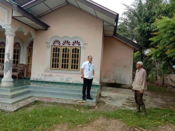 bupati_batu_bara_kesal_kepala_bpbd_dinilai_tak_tanggap_banjir_di_desa_nenas_siam