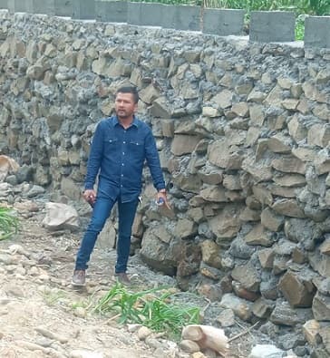 bupati_dairi_minta_proyek_di_sikolombun_dibongkar_anggota_dprd_diduga_pakai_bahan_ilegal