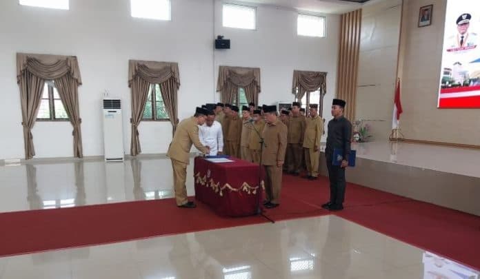 bupati_deli_serdang_rotasi_7_pejabat_eselon_ii