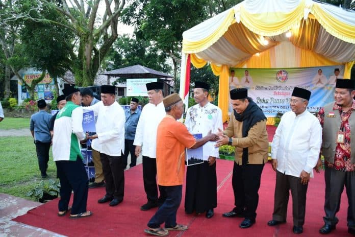 bupati_deli_serdang_silaturahmi_dengan_tokoh_agama_dan_masyarakat_dari_11_kecamatan