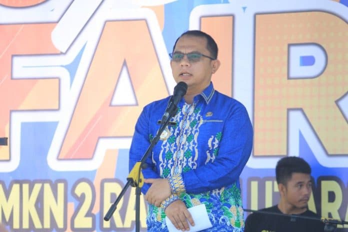 bupati_labuhanbatu_buka_kegiatan_job_fair_2023