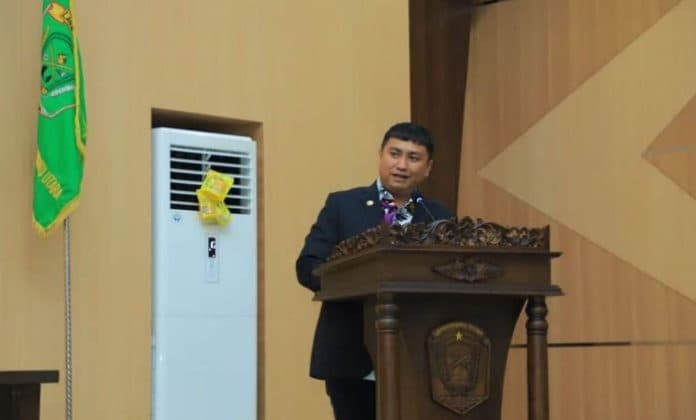 bupati_labura_minta_legislatif_sepaham_dengan_target_prioritas_di_2025