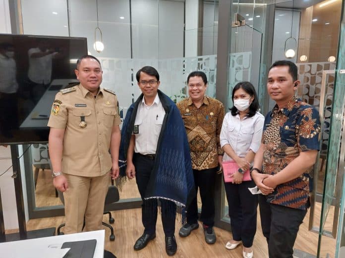 bupati_pakpak_bharat_kunjungi_kementerian_pupr_ri_bahas_pembangunan_jalan_pagindar_aceh