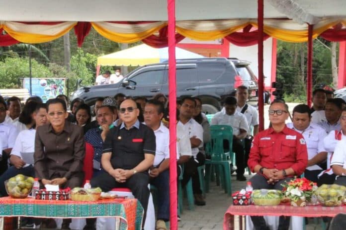 bupati_resmikan_pengembangan_dan_pembangunan_objek_wisata_salib_kasih