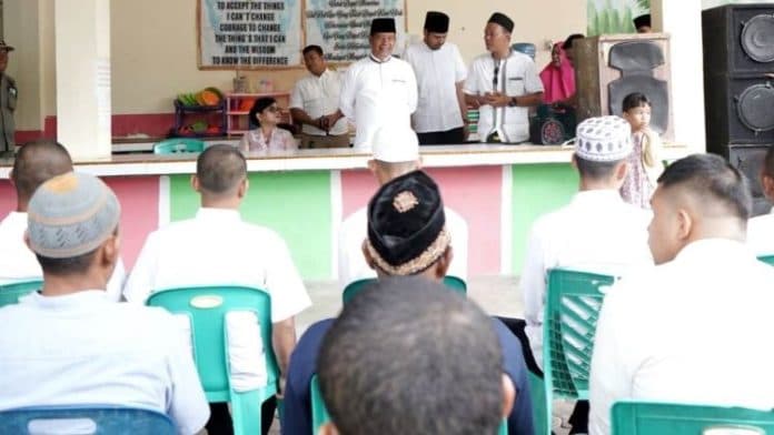 bupati_simalungun_akan_tes_urine_seluruh_asn