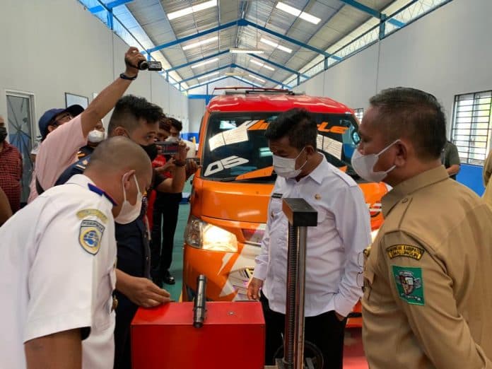 bupati_simalungun_resmikan_unit_pelaksana_uji_berkala_kendaraan_bermotor