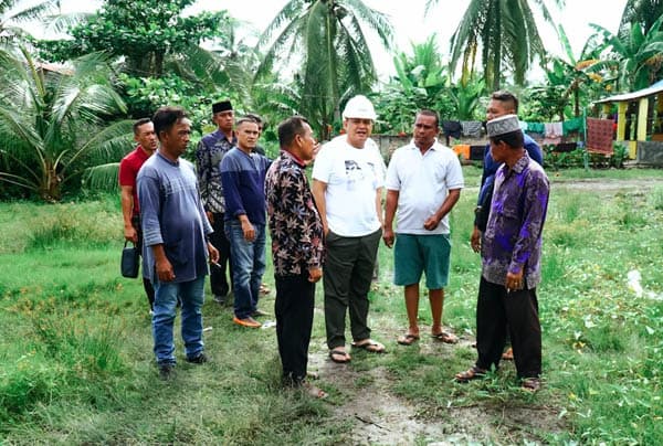 bupati_zahir_minta_pihak_berwenang_tindak_pengambilan_kerang_masif