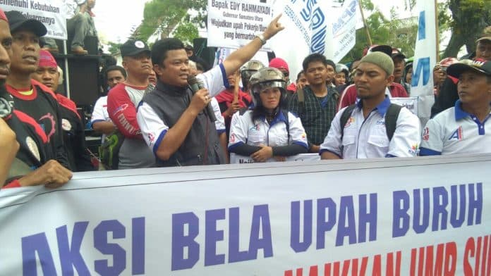 buruh_berharap_diskresi_gubsu_naikkan_upah_13_tahun_2023