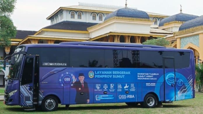 bus_pelayanan_perizinan_bergerak_diluncurkan_pj_gubernur_kita_permudah_layanan_masyarakat