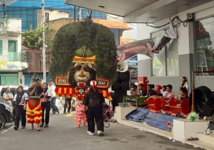 buto_gedruk_tari_tradisional_yang_menggabungkan_kekuatan_dan_keanggunan