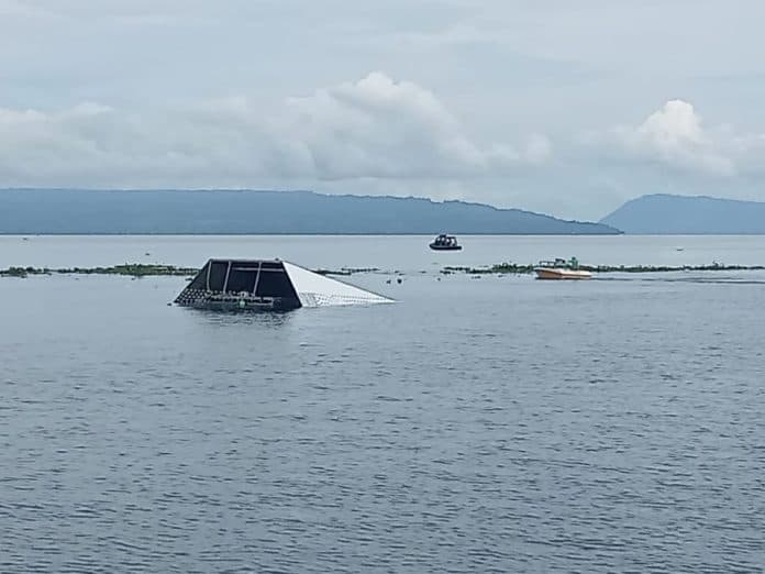 cabor_ski_air_ditunda_karena_eceng_gondok_di_danau_toba