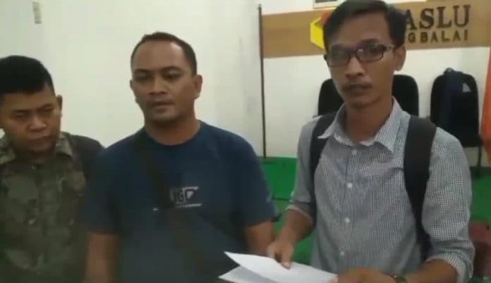 caleg_pkb_laporkan_pemindahan_suara_ke_bawaslu_tanjung_balai