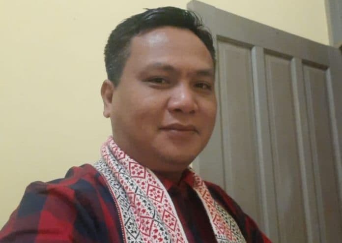 caleg_terpilih_ingin_menjadi_calon_bupati_taput_harus_megundurkan_diri