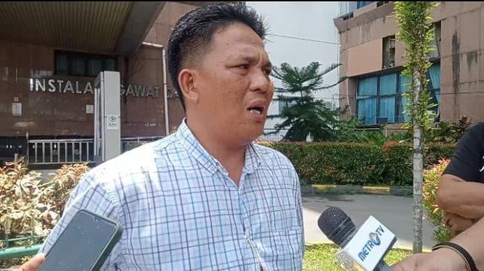 calon_bupati_tapteng_dilaporkan_ke_polrestabes_medan