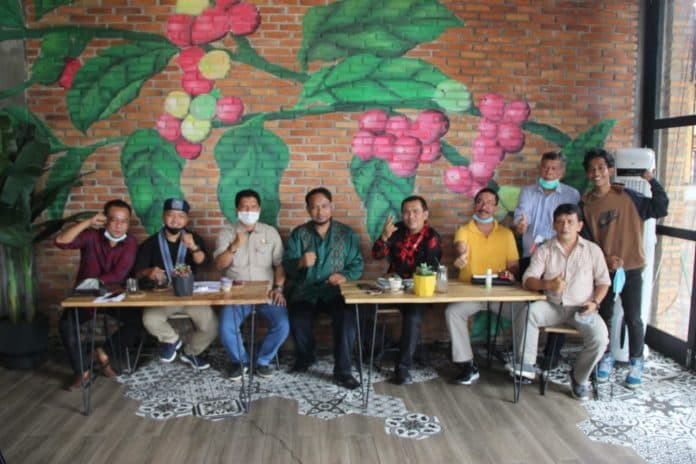 calon_tunggal_pilkada_siantar_dan_ancaman_kolom_kosong