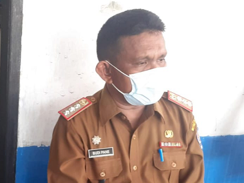 camat_lubuk_pakam_berupaya_permudah_setiap_urusan_warga