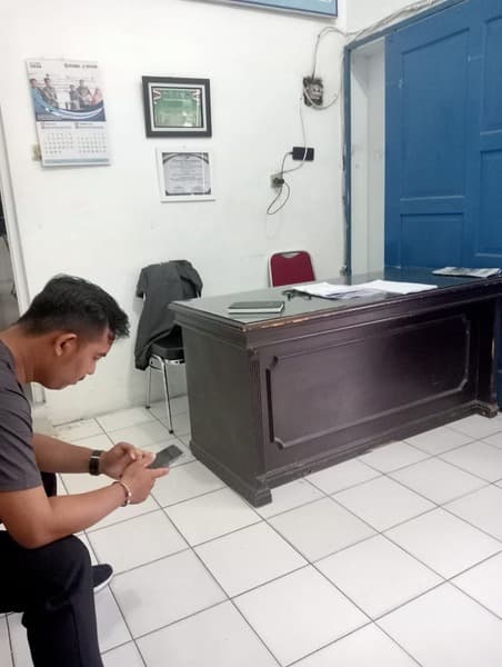 camat_lubuk_pakam_ke_luar_kota_urusan_warga_tertunda