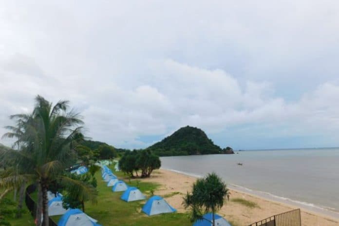 camping_vs_hotel_kawasan_sirkuit_motogp_mandalika_sensasi_dan_budget