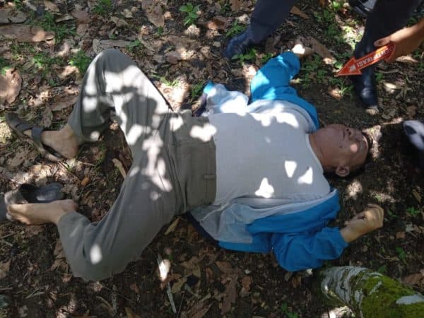 cari_durian_jhon_ardy_damanik_meninggal_di_bawah_pohon_coklat_di_bah_sorma