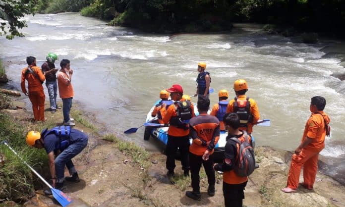 cari_pemancing_hanyut_di_bah_bolon_tim_sar_libatkan_anak_korban