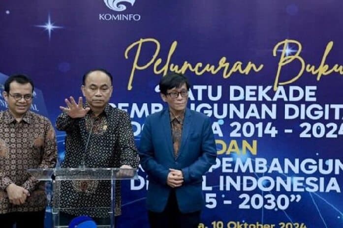 catatkan_sepak_terjang_transformasi_digital_kemenkominfo_luncurkan_buku