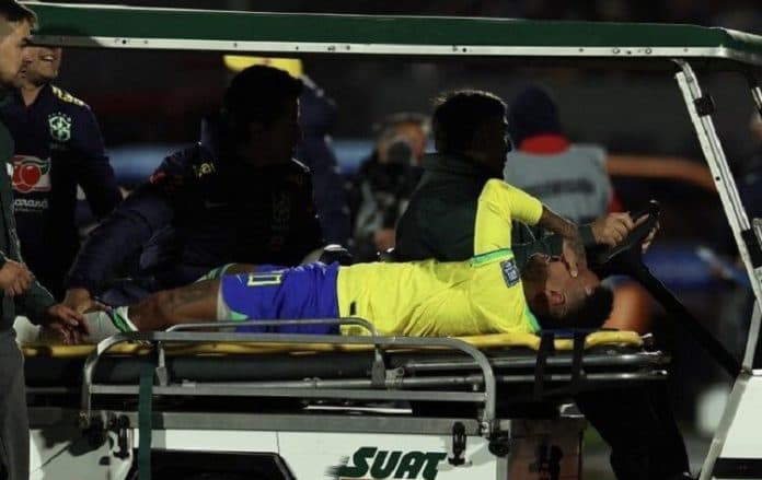 cedera_parah_neymar_terpaksa_absen_berkepanjangan_di_lapangan_hijau