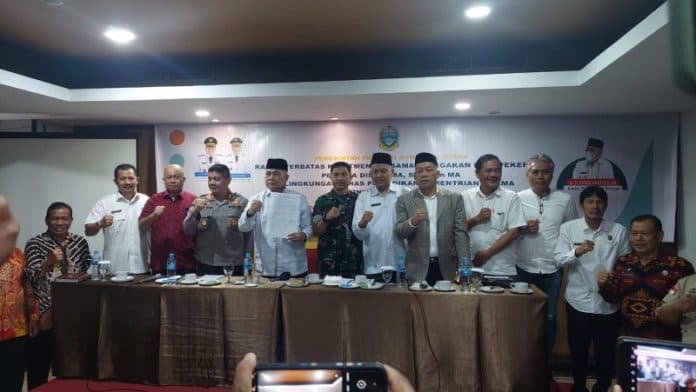cegah_aksi_tawuran_ini_komitmen_penegakan_budi_pekerti_peserta_didik_di_sumut