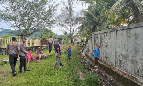 cegah_banjir_lurah_mangga_dua_tapteng_galakkan_gotong_royong