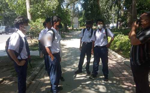 cegah_covid_19_pelajar_yang_nongkrong_di_taman_bunga_siantar_dibubarkan