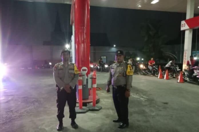 cegah_kecurangan_pengisian_bbm_polres_siantar_monitoring_di_spbu