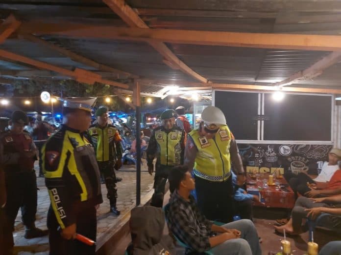 cegah_kriminalitas_polres_simalungun_patroli_skala_besar_di_malam_hari