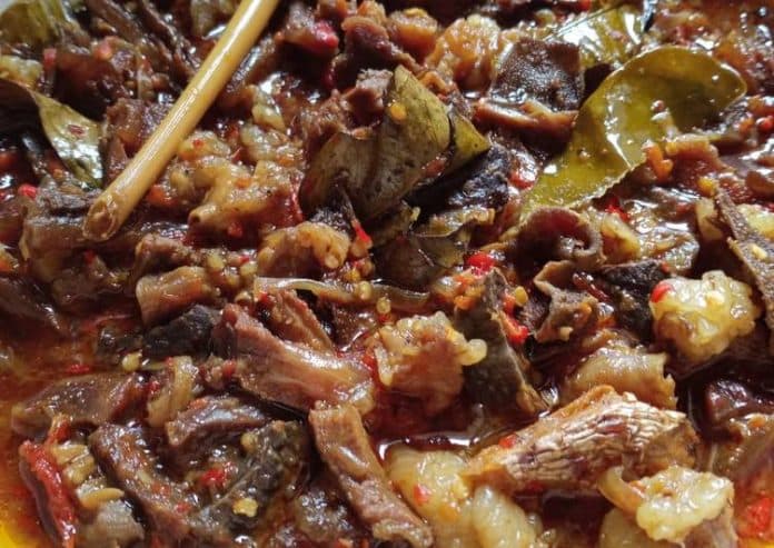 cegah_nyeri_hindari_makanan_yang_dapat_meningkatkan_asam_urat