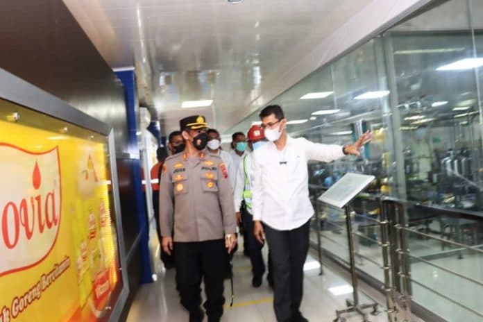 cek_ketersediaan_minyak_goreng_kapolres_batu_bara_kunjungi_pt_mna