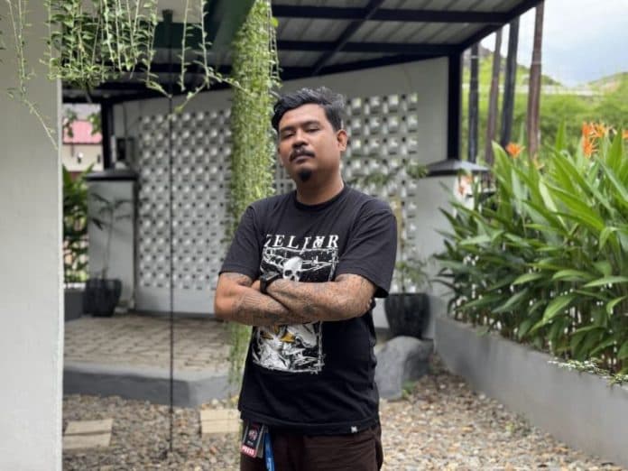 cerita_ayah_dua_anak_berkarir_sebagai_anak_band_hingga_pekerja_swasta
