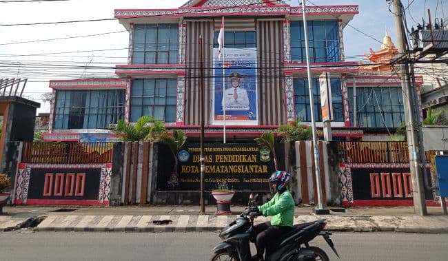 cerita_guru_non_asn_siantar_di_kenaikan_tunjangan_sertifikasi_rp500_ribu