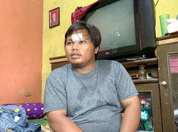 cerita_satpam_komplek_mega_park_saat_dianiaya_puluhan_pria
