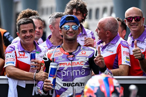 cetak_rekor_baru_sirkuit_sepang_jorge_martin_raih_pole_gp_malaysia