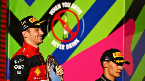 charles_leclerc_juara_f1_grand_prix_australia_2022