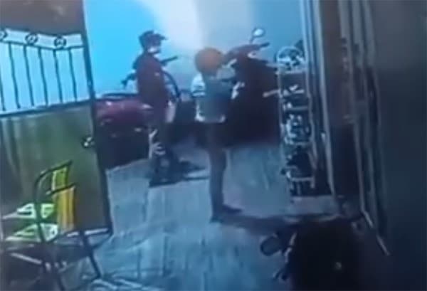 check_inn_dengan_wanita_panggilan_pria_kehilangan_sepeda_motor