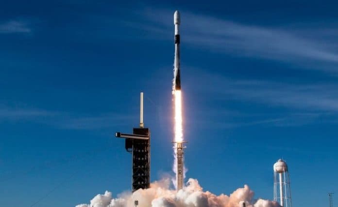 china_kirim_ratusan_satelit_canggih_untuk_incar_pasukan_as