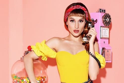 cinta_laura_luncurkan_single_pop_terbaru_suka_kamu