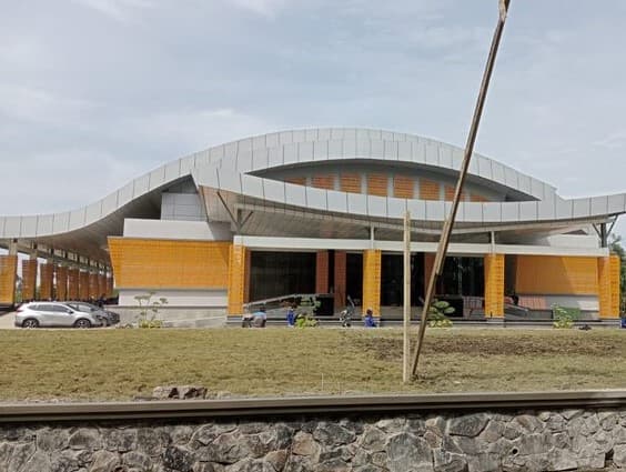 convention_hall_pemkab_deli_serdang_khusus_tempat_hajatan_pejabat_warga_disuruh_cari_gedung_lain