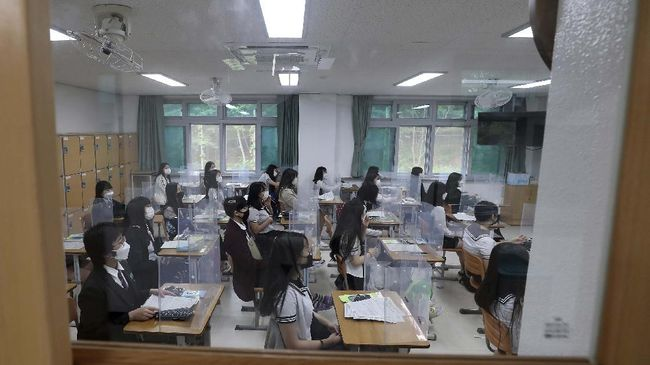 corona_melonjak_lagi_korsel_kembali_tutup_lebih_500_sekolah