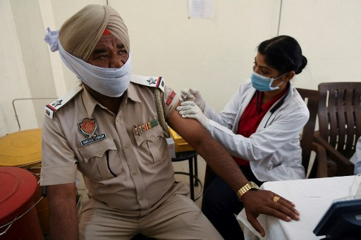 covid_19_memburuk_di_india_infeksi_lampaui_100_ribu_sehari